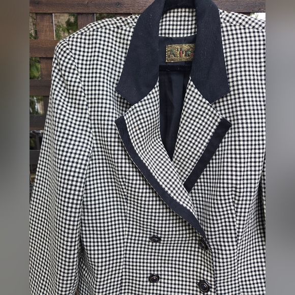 Vintage Black & White Blazer - Picture 2 of 10